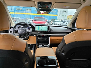 KIA CARNIVAL 2023