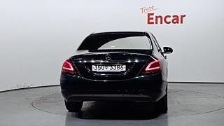 MERCEDES BENZ C-CLASS W205 2019