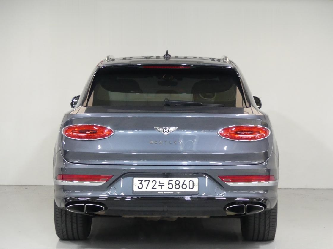 BENTLEY BENTAYGA 2021