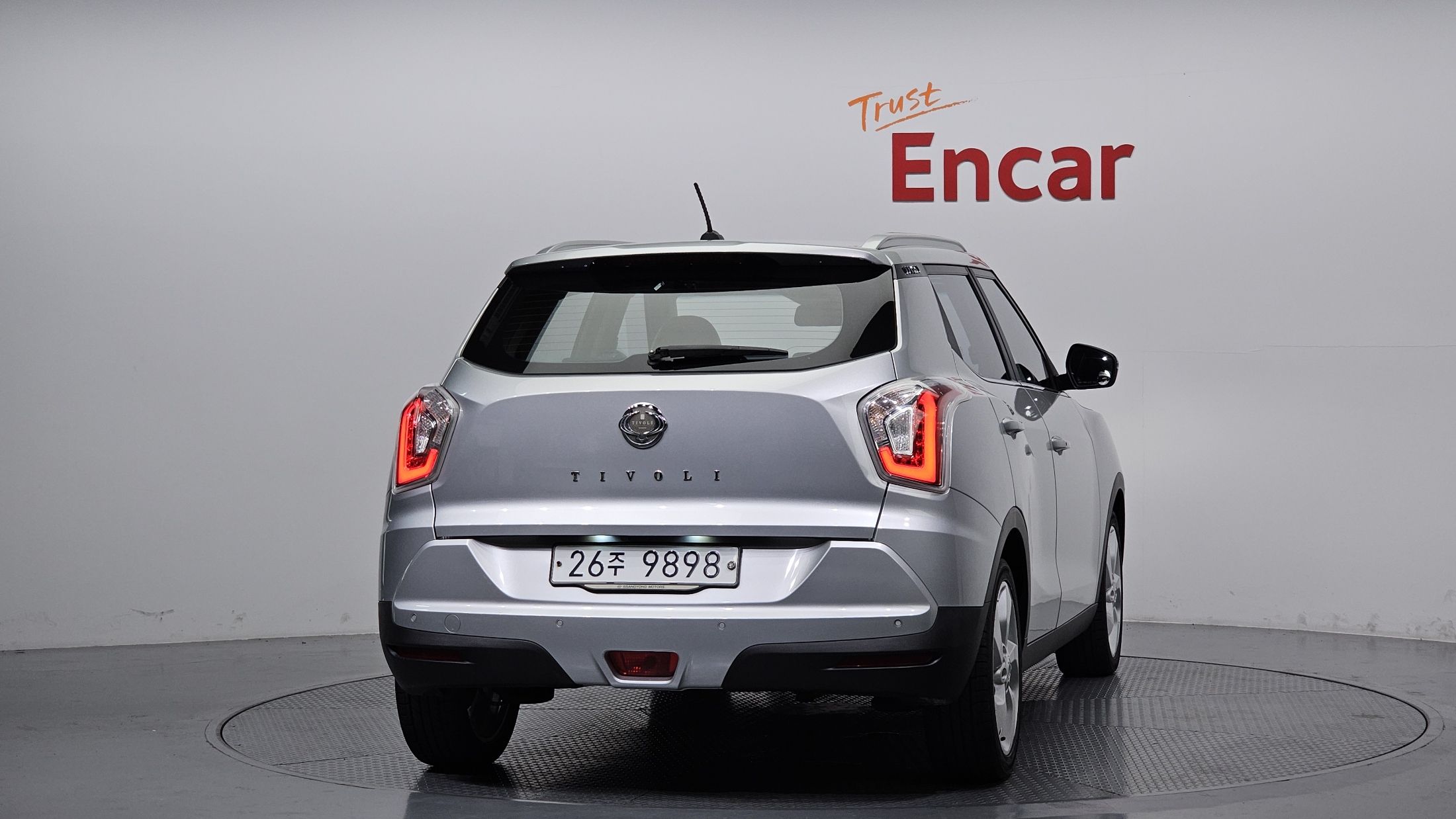SSANGYONG TIVOLI 2015