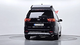 KIA CARNIVAL 2018