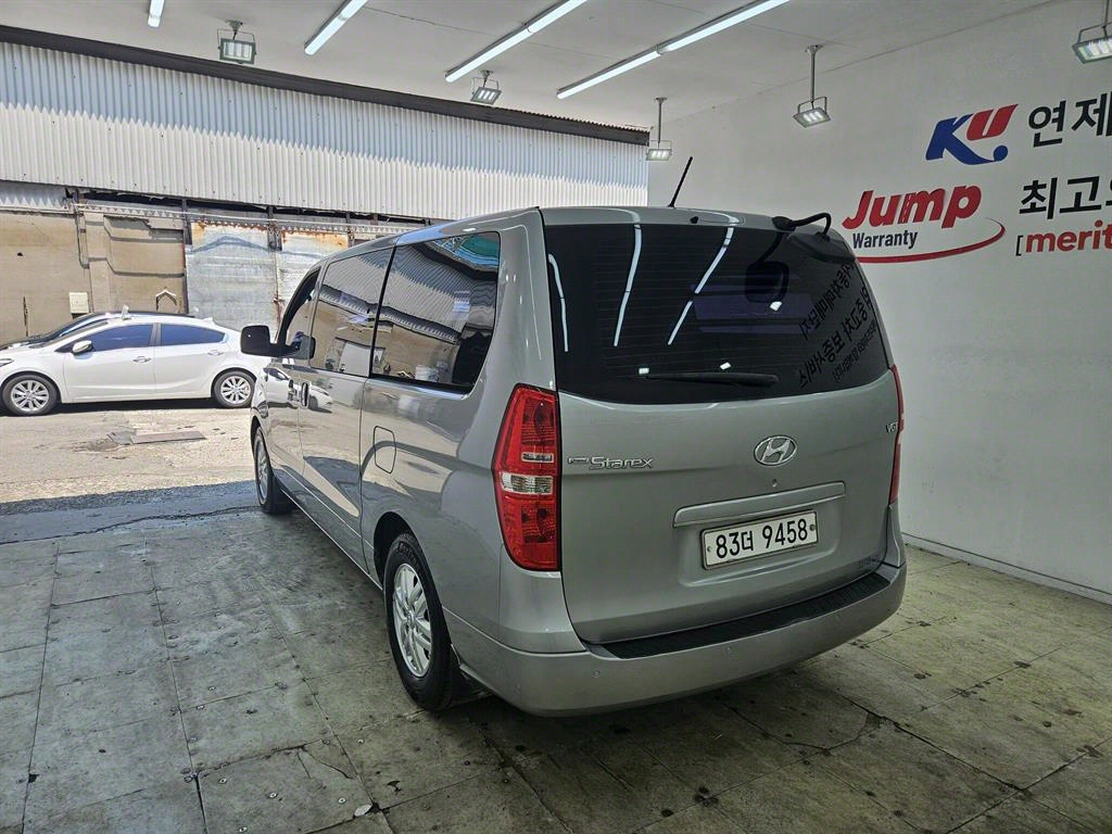 HYUNDAI STAREX GRAND 2016