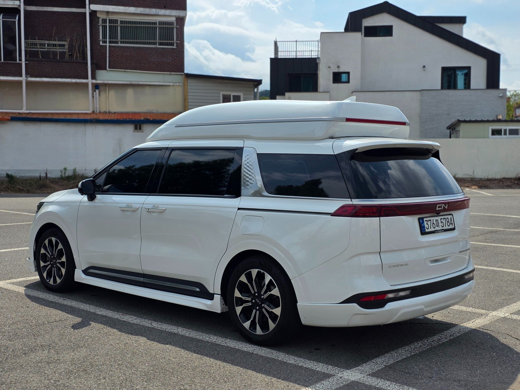 KIA CARNIVAL 2023