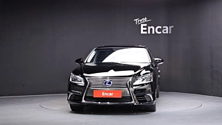 LEXUS LS600HL 2016