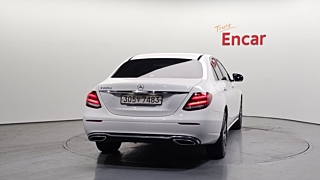 MERCEDES BENZ E-CLASS W213 2020