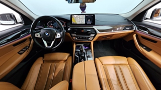 BMW 5-SERIES G30 2020