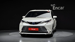 TOYOTA SIENNA 2021