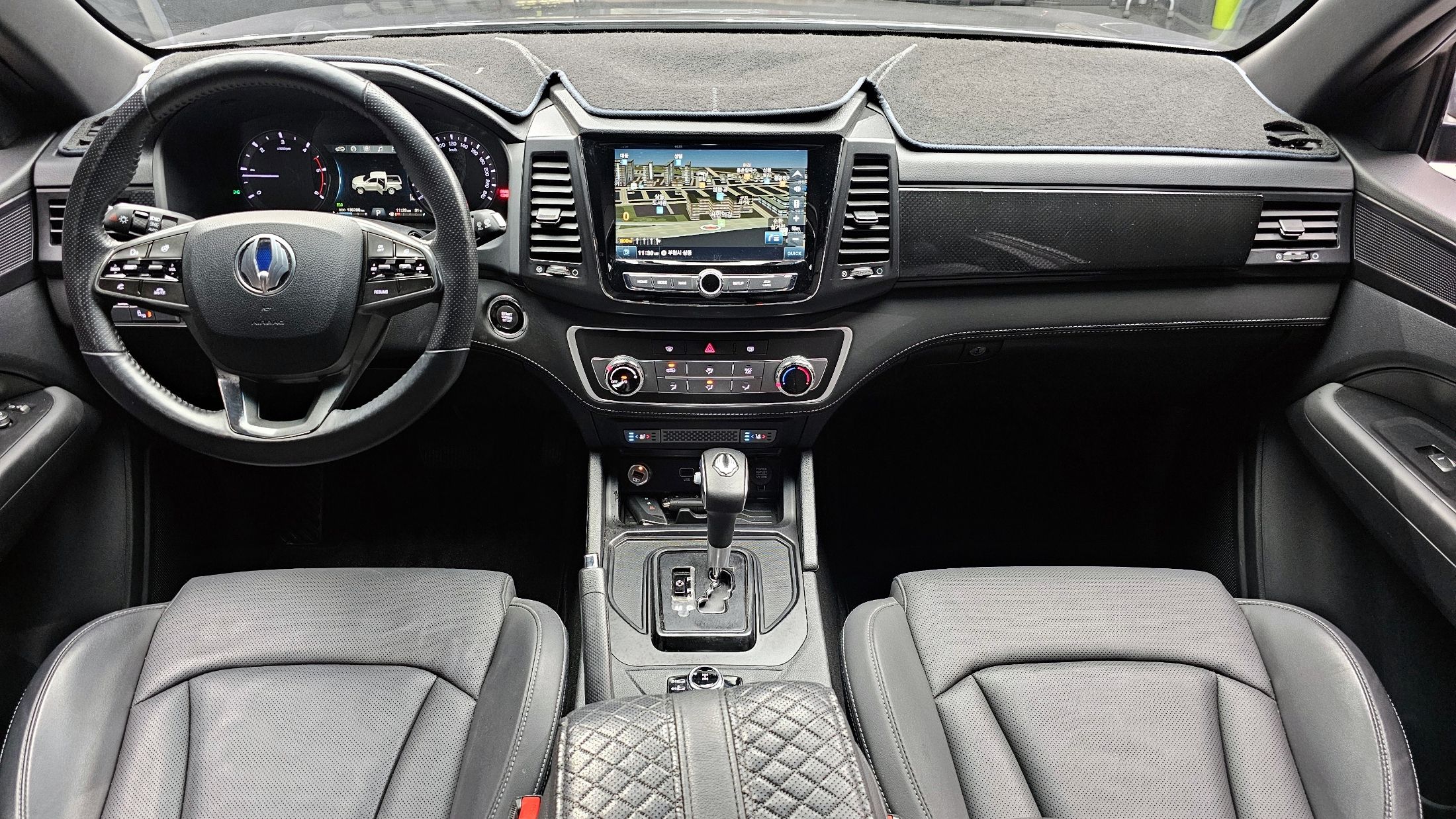 SSANGYONG REXTON SPORTS CAR 2020