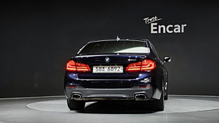 BMW 5-SERIES G30 2018