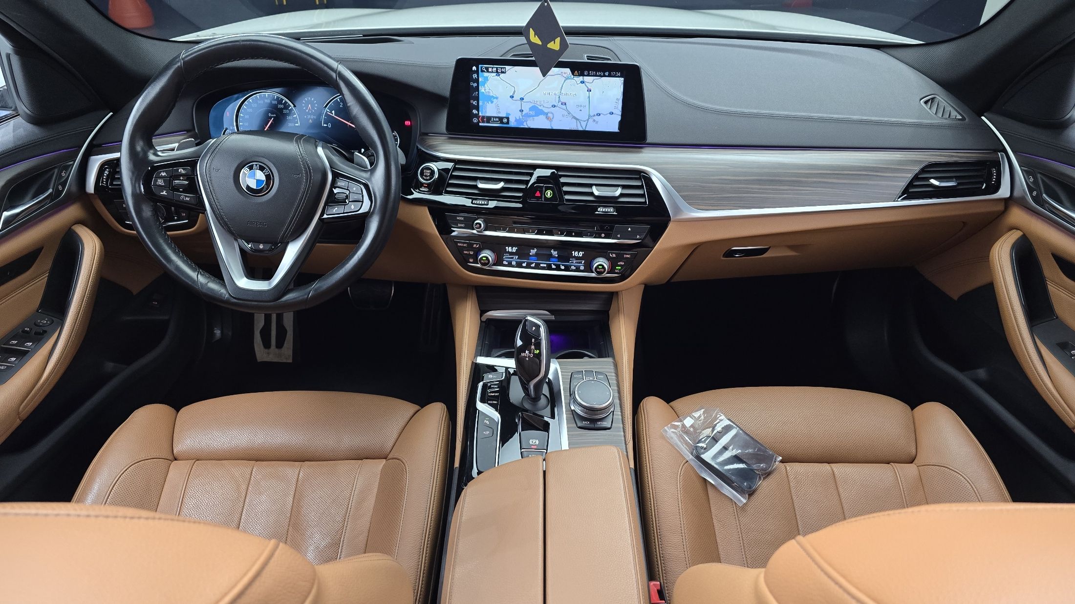 BMW 5-SERIES G30 2017