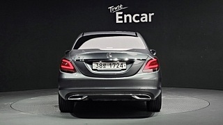 MERCEDES BENZ C-CLASS W205 2018