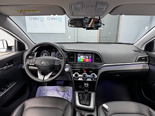 HYUNDAI AVANTE AD 2019