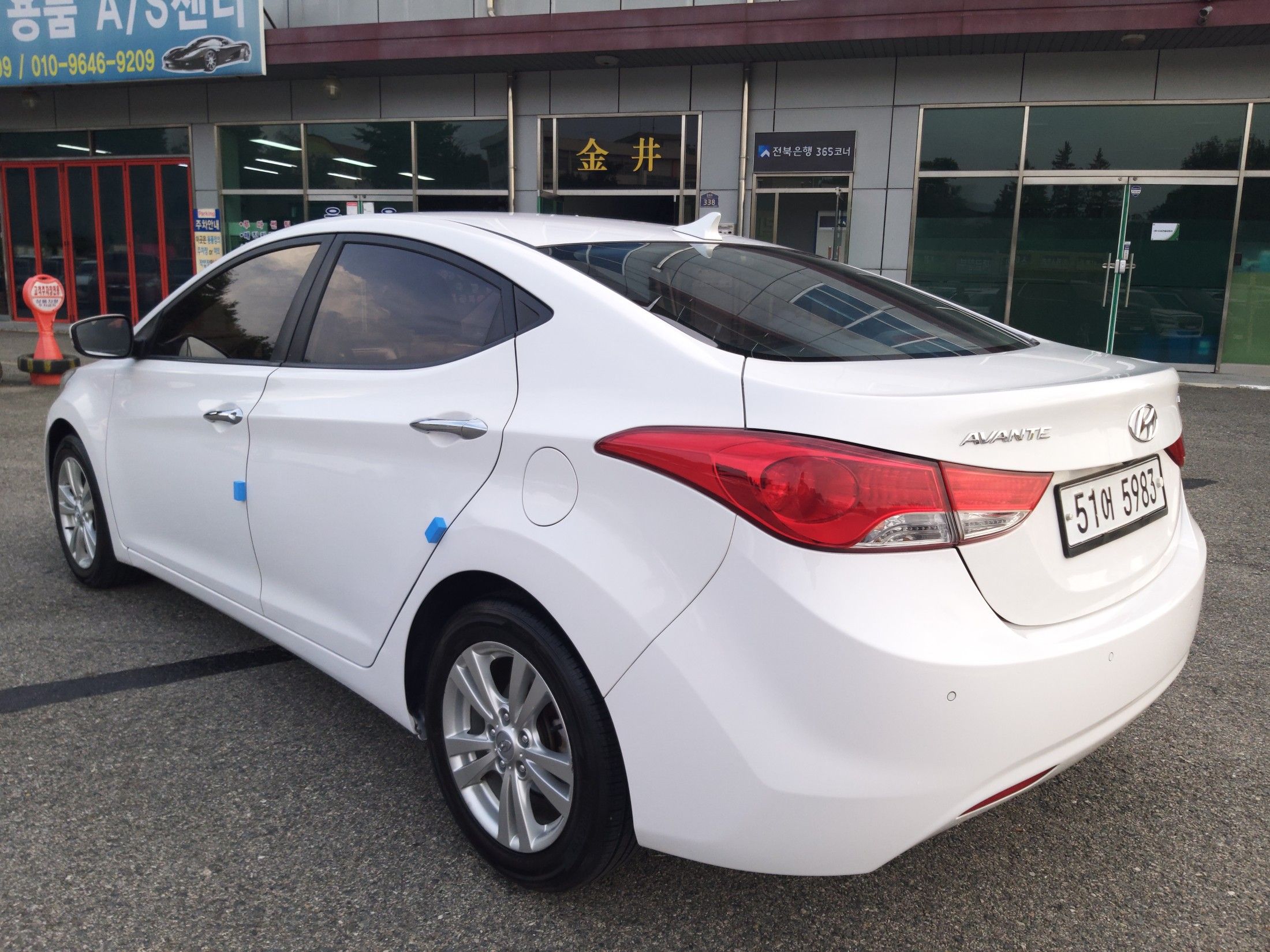 HYUNDAI AVANTE MD 2012