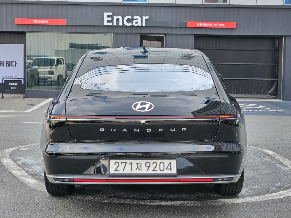 HYUNDAI GRANDEUR GN7 2023