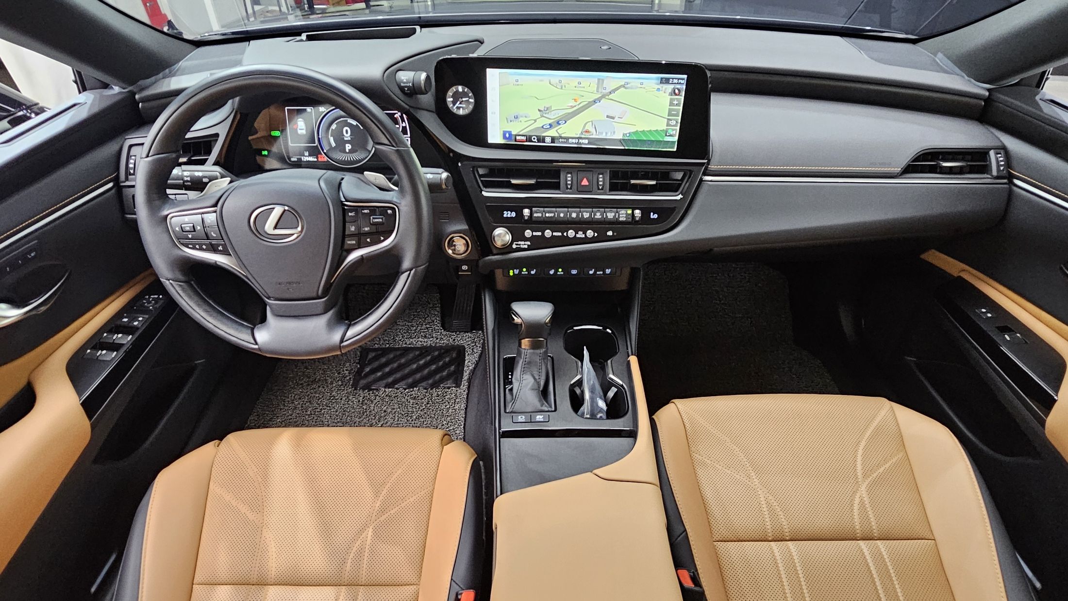 LEXUS ES300H 2024