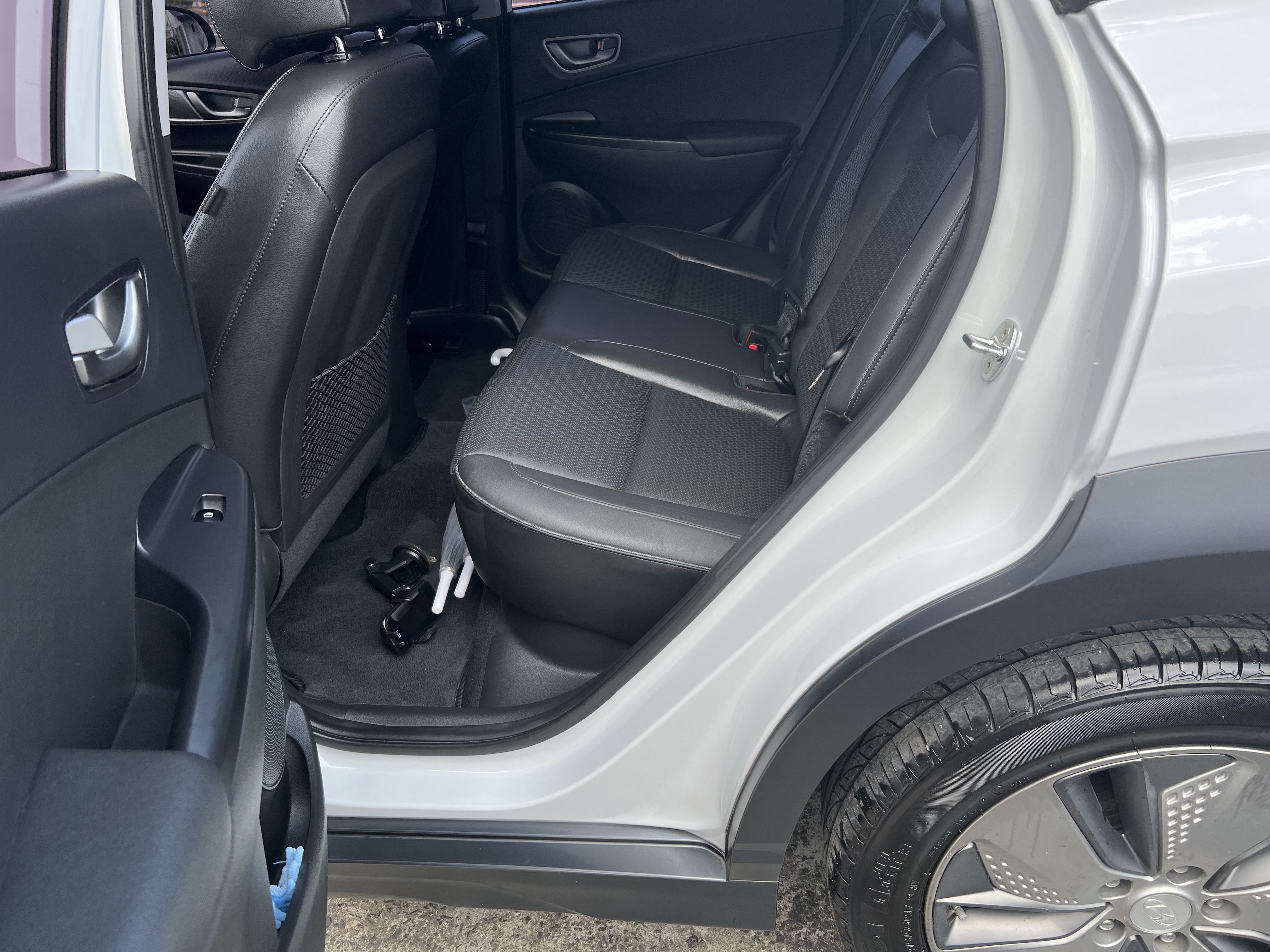HYUNDAI KONA ELECTRIC 2018