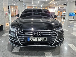 AUDI A8 D5 2021