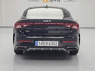 KIA K5  2021
