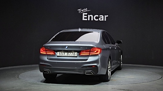 BMW 5-SERIES G30 2017