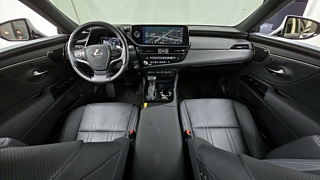 LEXUS ES300H 2024