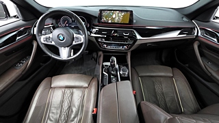 BMW 5-SERIES G30 2019