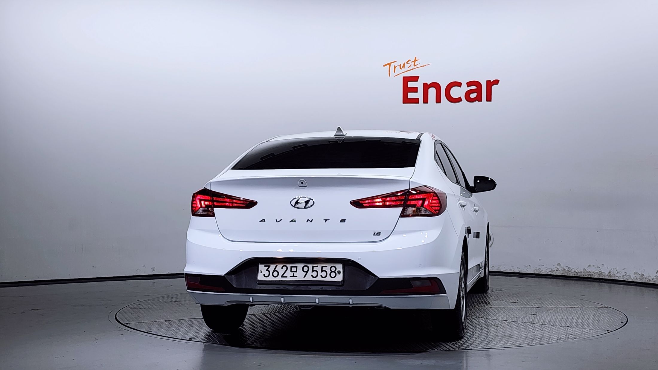 HYUNDAI AVANTE AD 2019