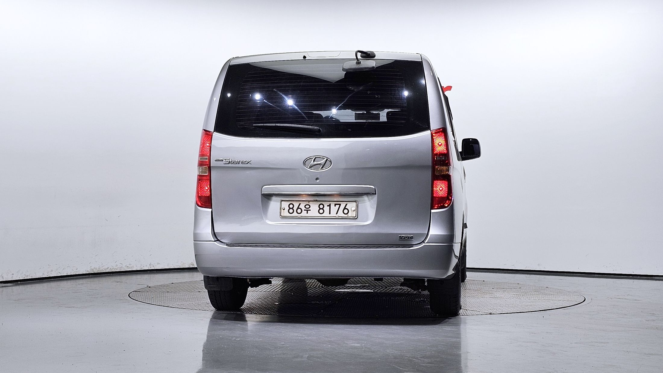 HYUNDAI STAREX GRAND 2011