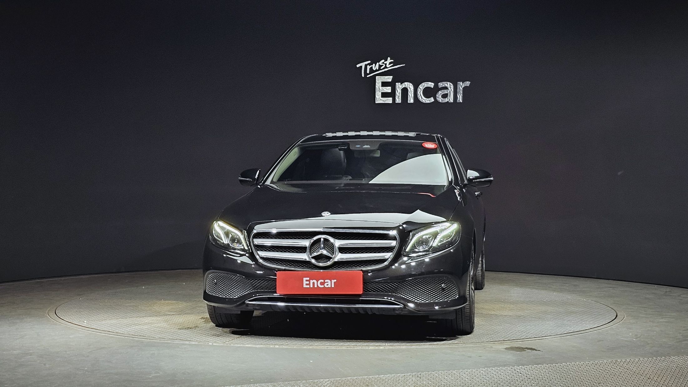 MERCEDES BENZ E-CLASS W213 2020