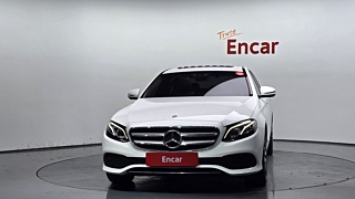 MERCEDES BENZ E-CLASS W213 2019