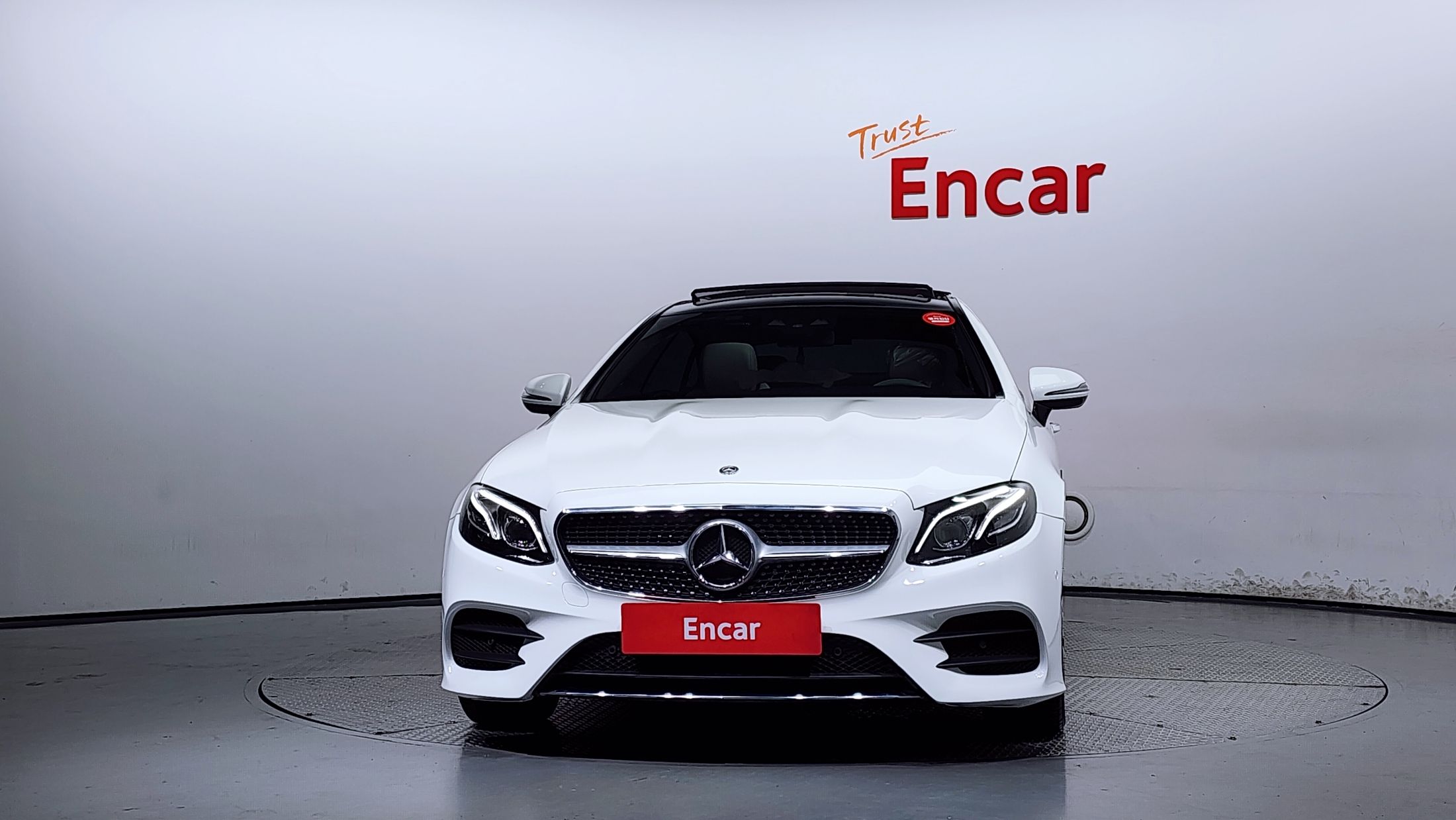 MERCEDES BENZ E-CLASS W213 2017