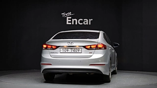 HYUNDAI AVANTE AD 2016