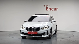 BMW 1-SERIES F40 2023