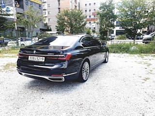 BMW 7-SERIES G11 2020
