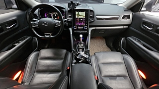 SAMSUNG QM6 2019