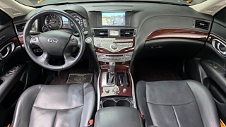 INFINITI Q70 2016