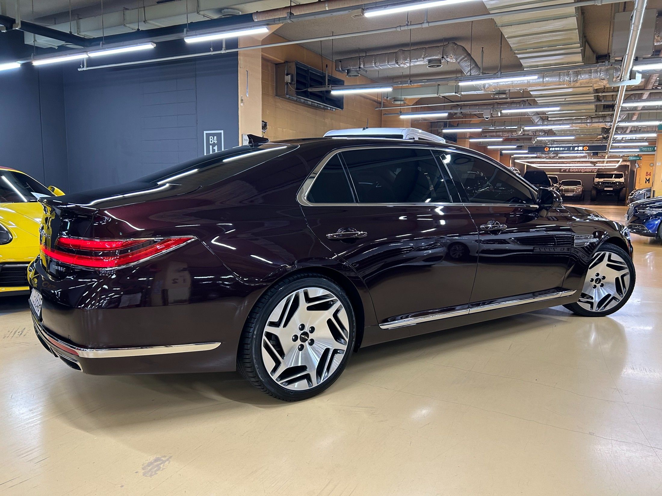GENESIS G90 2019