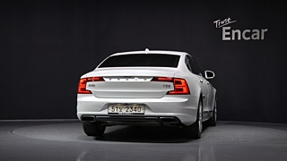 VOLVO S90 2019