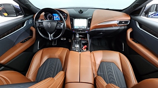 MASERATI LEVANTE 2019