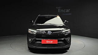 SSANGYONG TIVOLI VERY NEW 2021