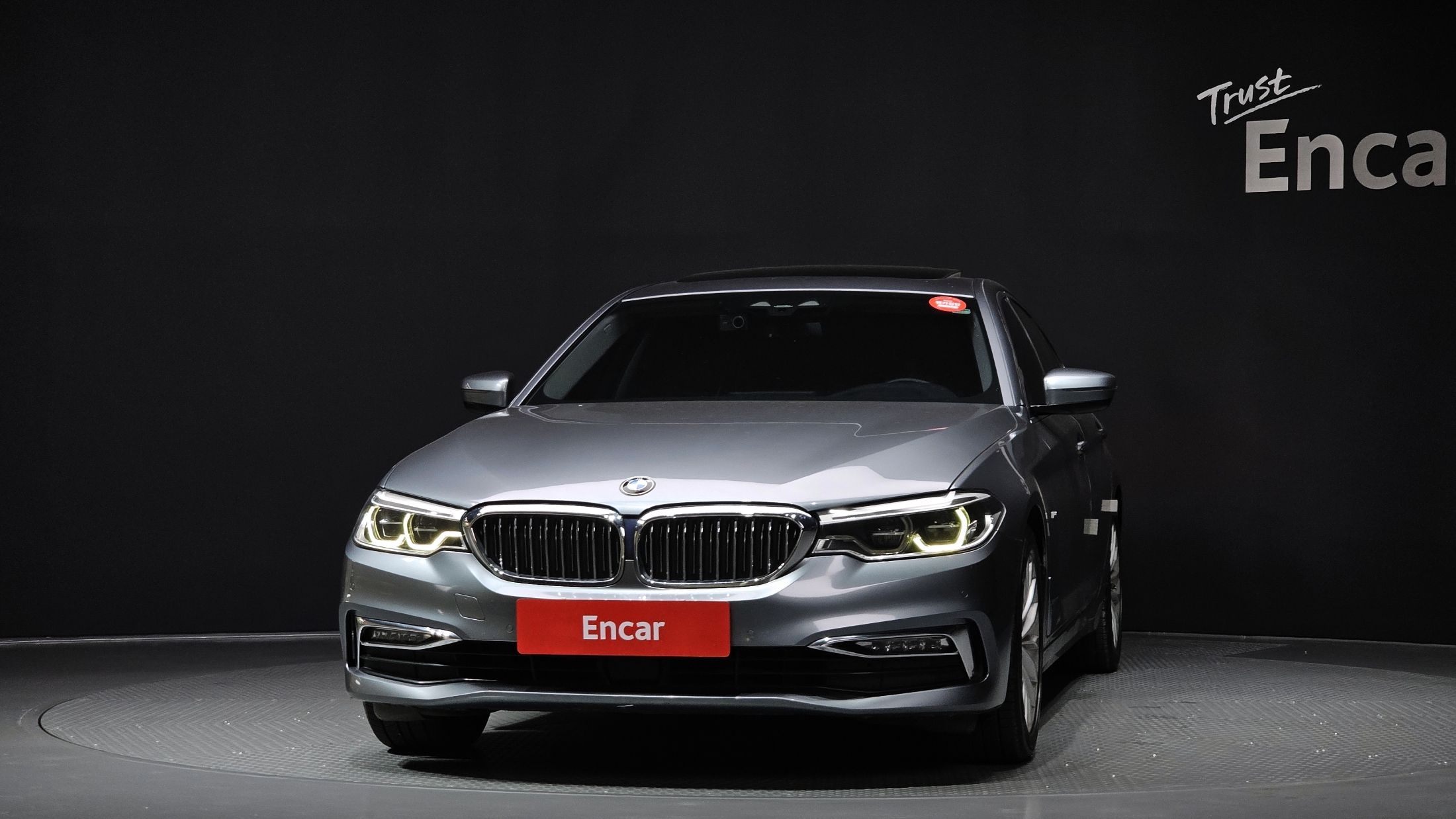 BMW 5-SERIES G30 2018