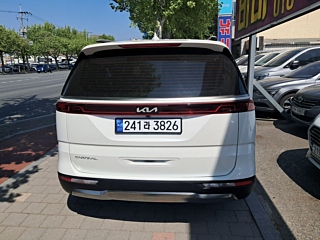 KIA CARNIVAL 2023