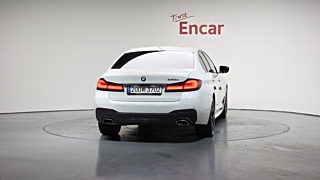 BMW 5-SERIES G30 2022