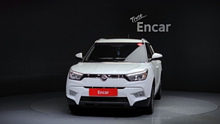SSANGYONG TIVOLI 2015