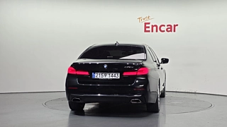 BMW 5-SERIES G30 2020