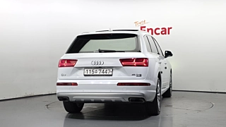 AUDI Q7 4M 2019