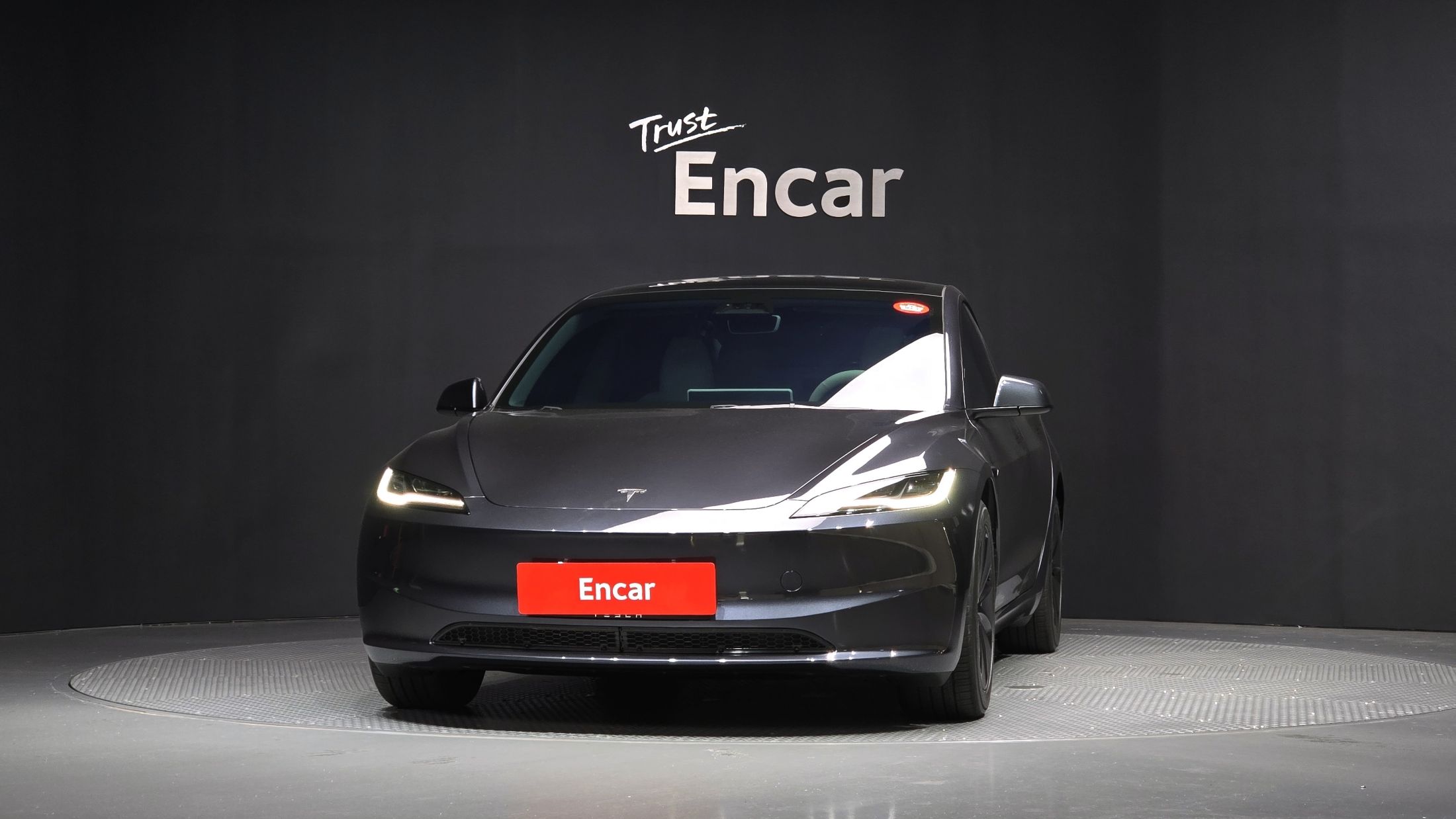 TESLA MODEL 3 2025