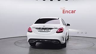 MERCEDES BENZ C-CLASS W205 2019