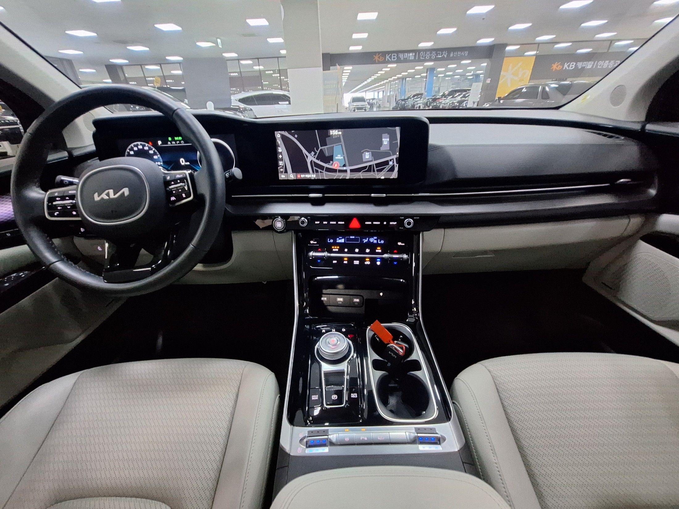 KIA CARNIVAL 2022