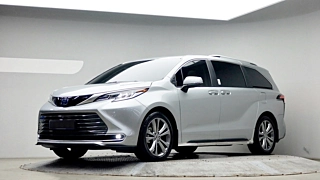 TOYOTA SIENNA  4 GENERATION 2.5 Hybrid 2WD 2024
