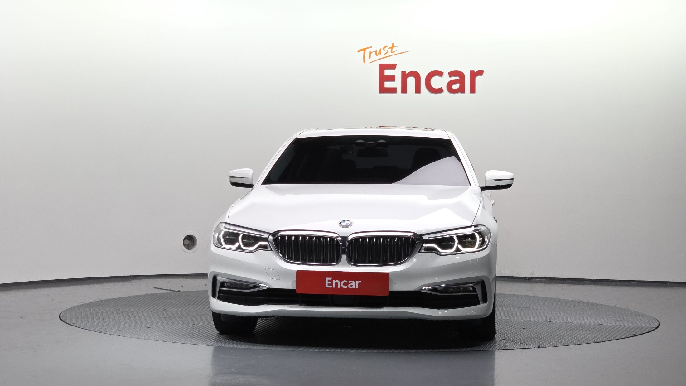 BMW 5-SERIES G30 2018